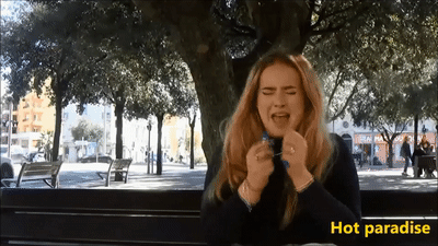 Mevasoa et Adele - 41 éternuements féminins